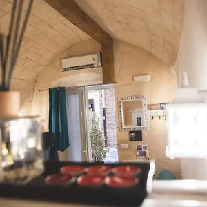Aurora Apartament Bari